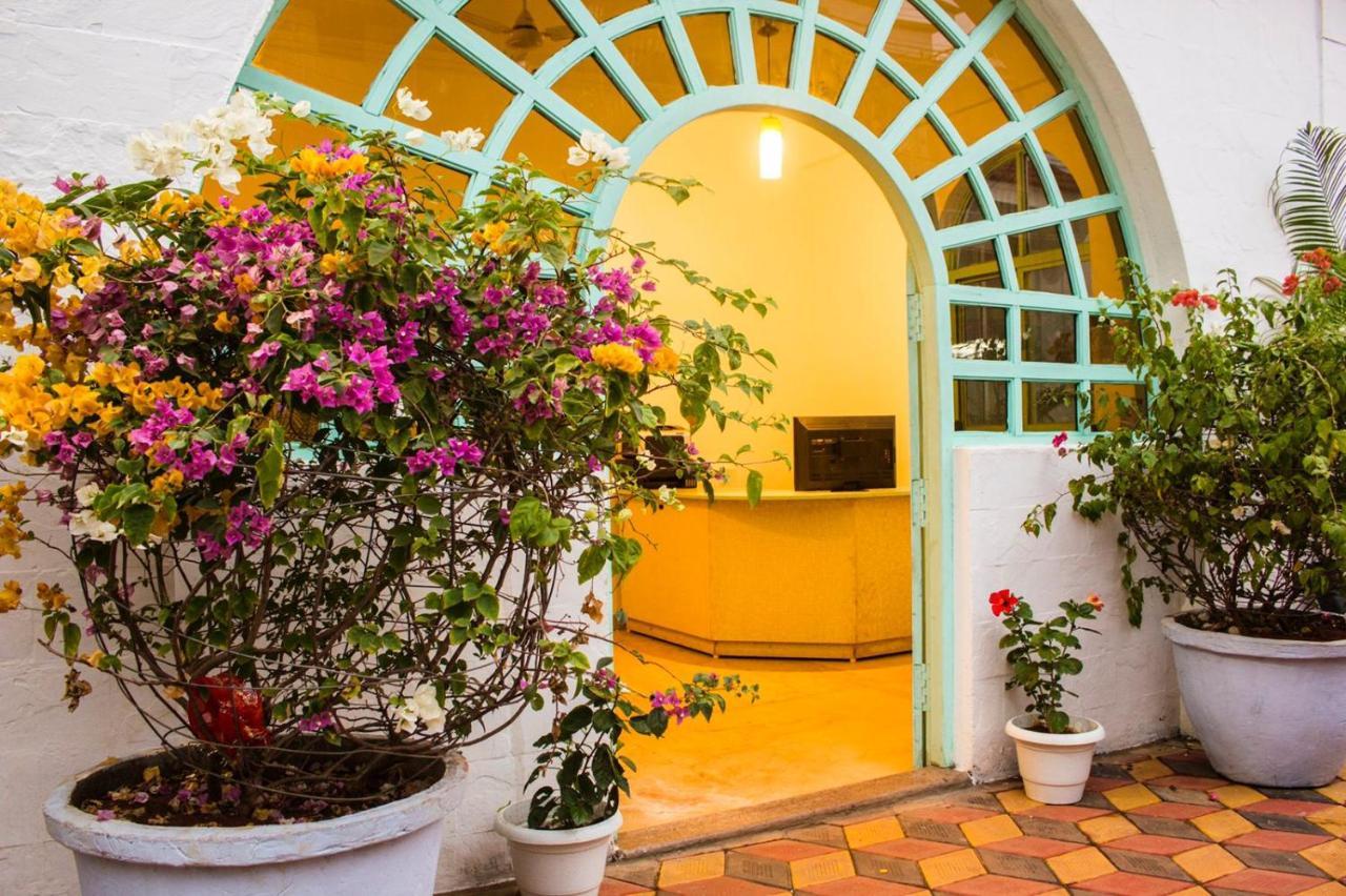 Hotel The Turquoiise House à Morjim Extérieur photo