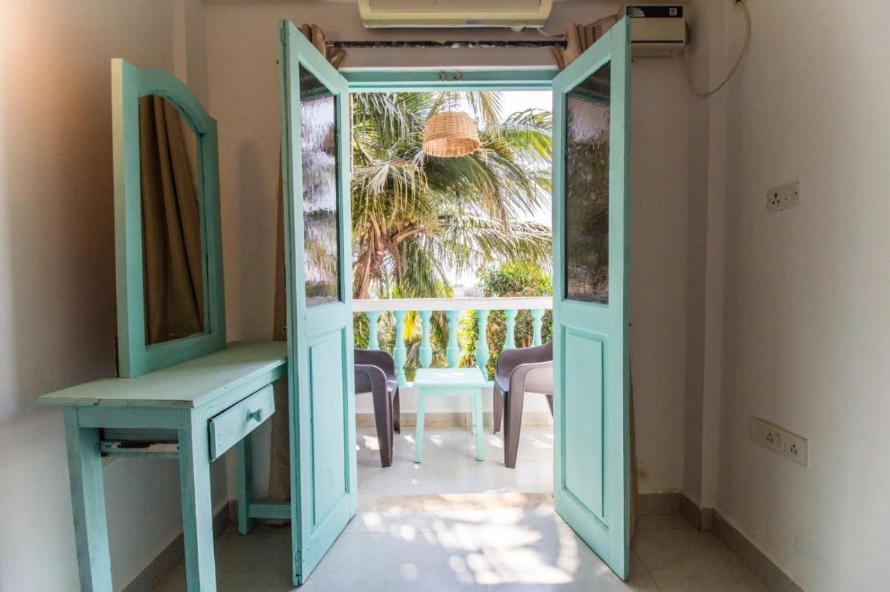 Hotel The Turquoiise House à Morjim Extérieur photo