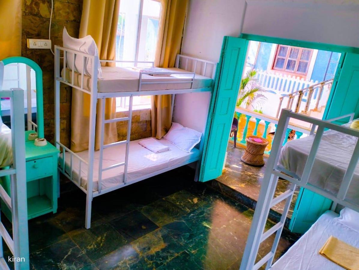 Hotel The Turquoiise House à Morjim Extérieur photo